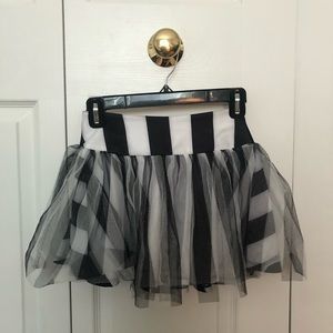 Black/white tutu